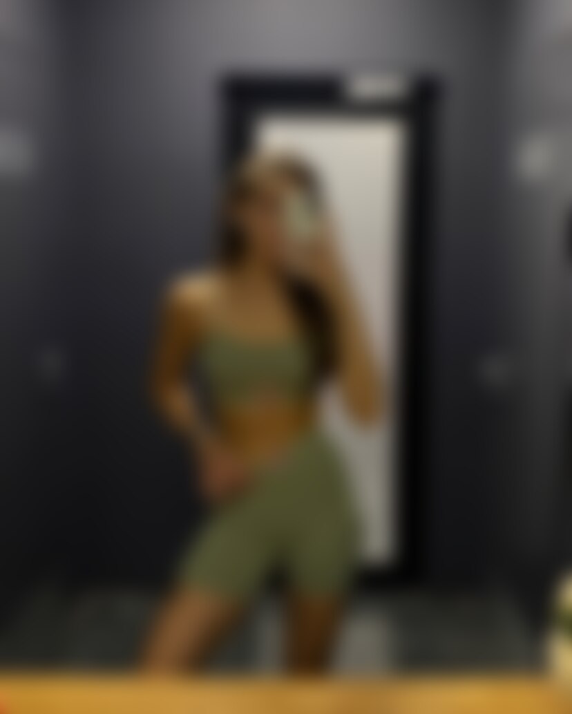 Виктория фото 3 - модель для деловых ужинов